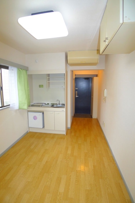 物件内観写真4　(居室)