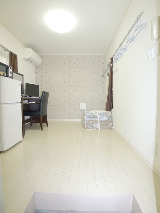 物件内観写真16　(玄関)