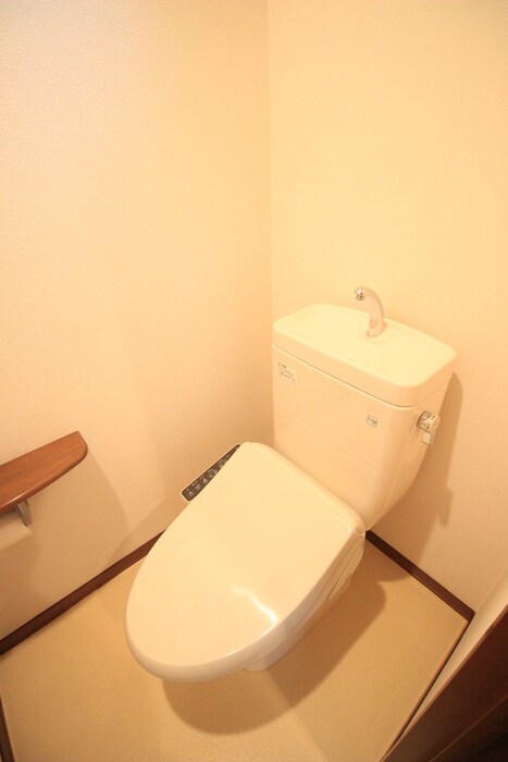 物件内観写真11　(トイレ)