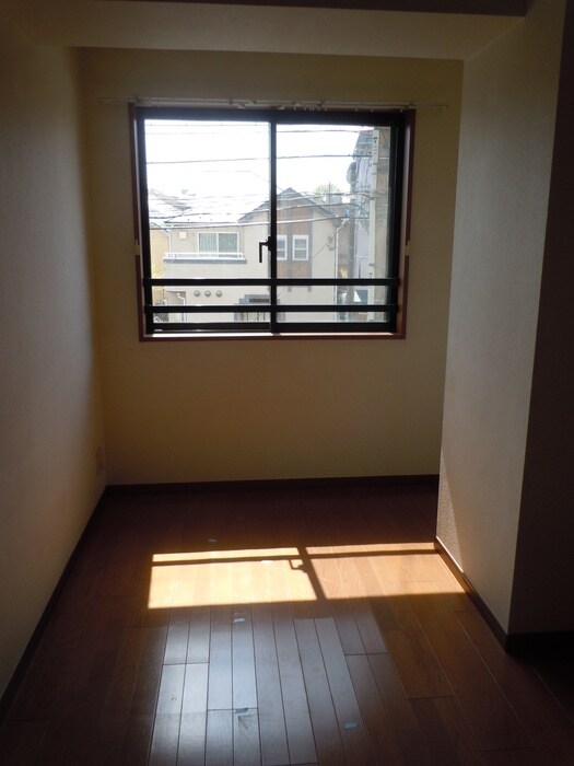 物件内観写真12　(居室)