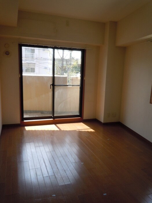 物件内観写真13　(居室)