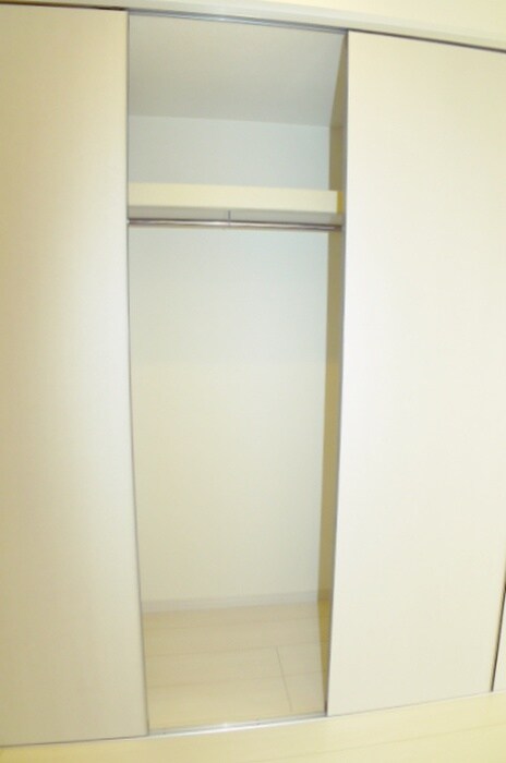 物件内観写真13　(収納)