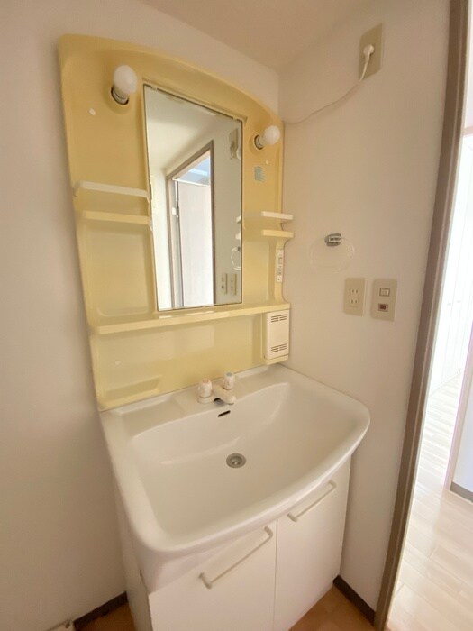 物件内観写真10　(洗面)