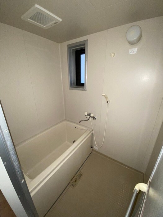 物件内観写真11　(バス／シャワールーム等)