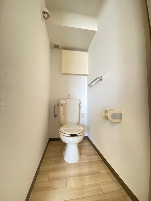 物件内観写真12　(トイレ)