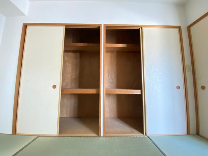 物件内観写真18　(収納)