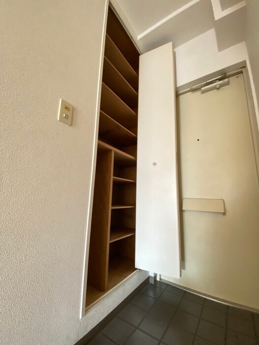 物件内観写真22　(靴箱)