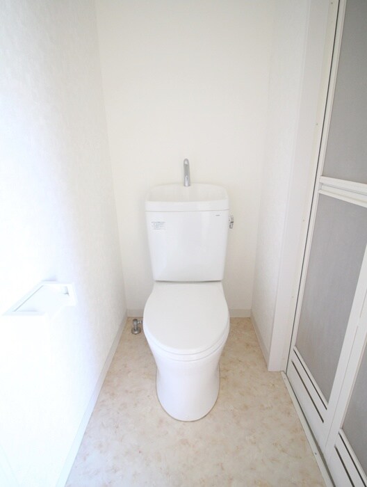物件内観写真12　(トイレ)