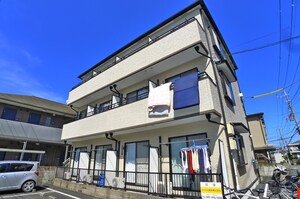 エステートピア西都賀外観写真