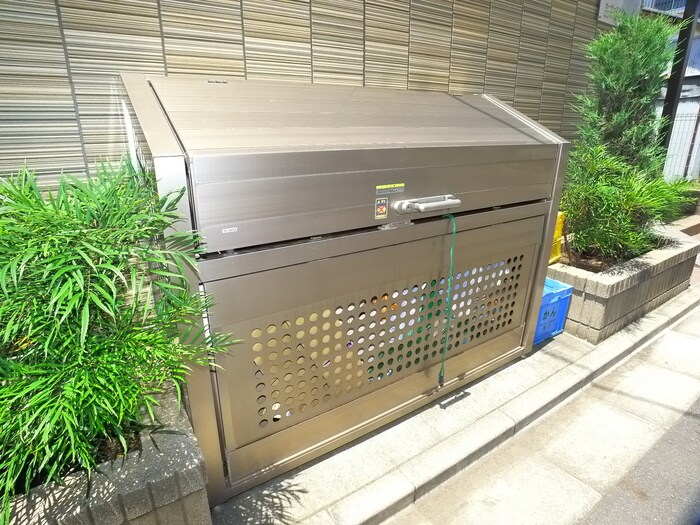 物件外観写真6　(建物設備)