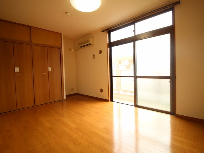 物件内観写真11　(居室)