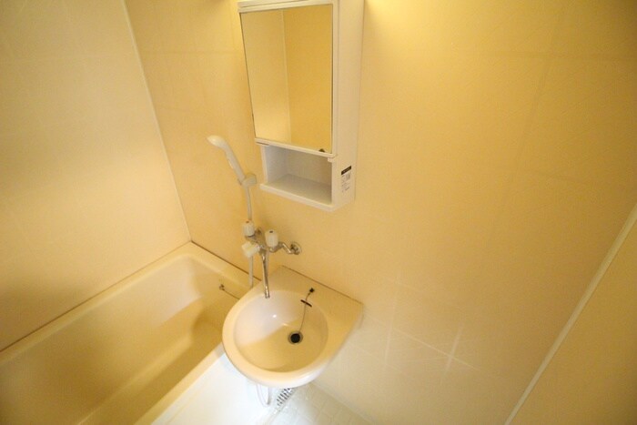 物件内観写真18　(洗面)