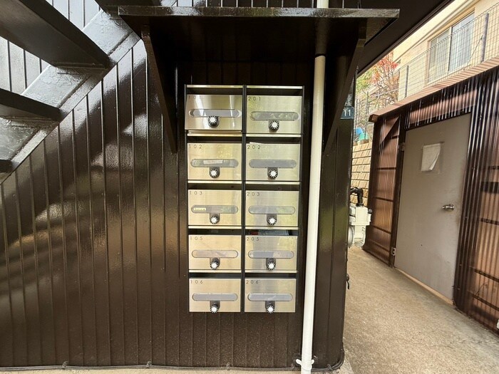 物件外観写真4　(建物設備)