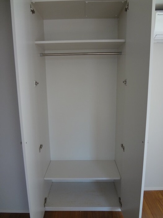 物件内観写真16　(収納)