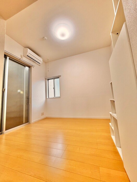 物件内観写真9　(居室)