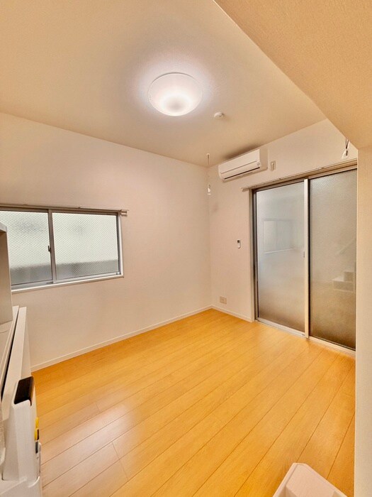 物件内観写真10　(居室)