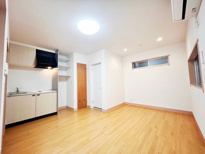 物件内観写真8　(居室)