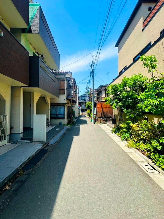 物件外観写真3　(周辺環境)