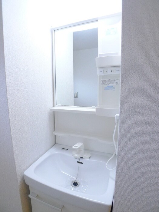 物件内観写真9　(洗面)