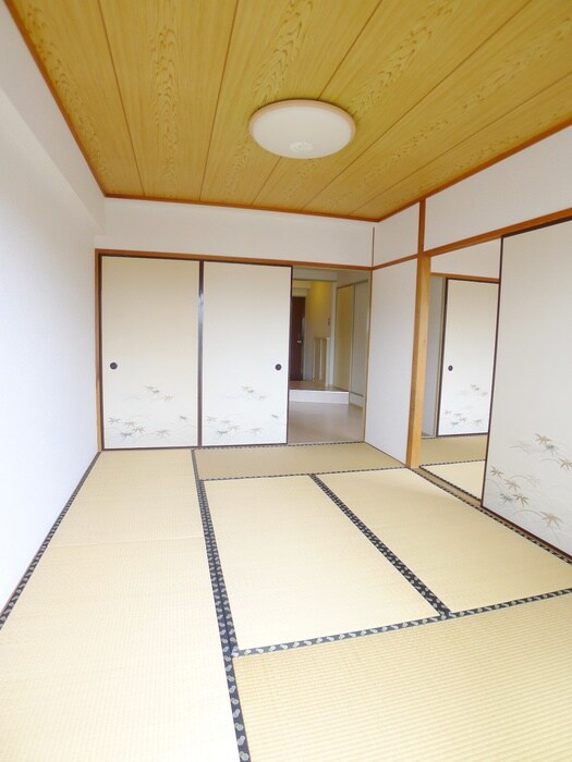 物件内観写真14　(居室)