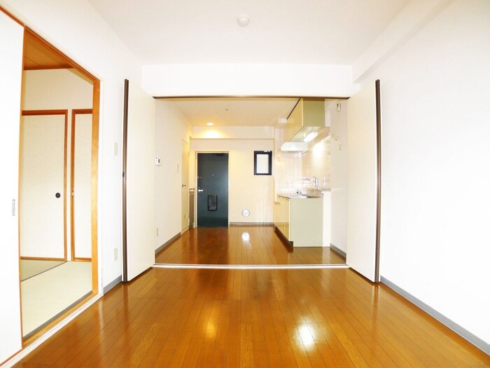 物件内観写真8　(居室)