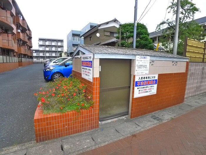 物件外観写真4　(建物設備)