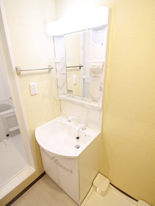 物件内観写真15　(洗面)