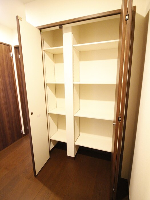 物件内観写真20　(収納)