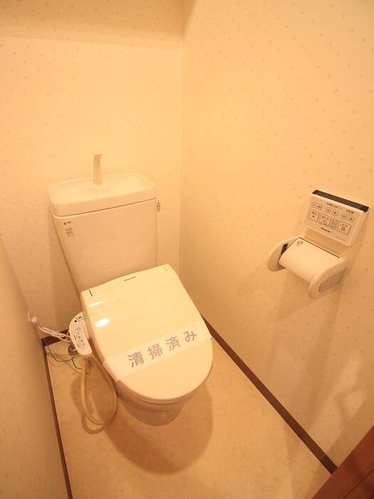 物件内観写真14　(トイレ)