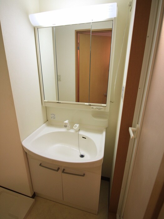 物件内観写真15　(洗面)