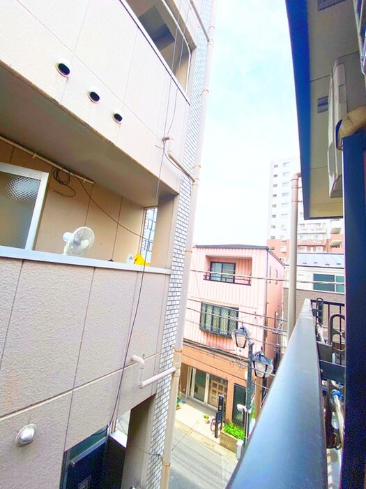 物件内観写真21　(室内からの展望)