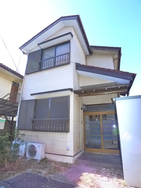 西村邸貸家外観写真