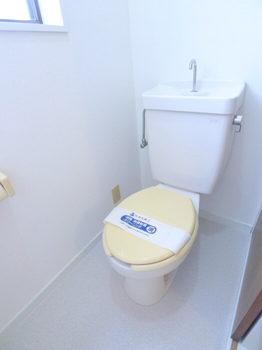 物件内観写真9　(トイレ)