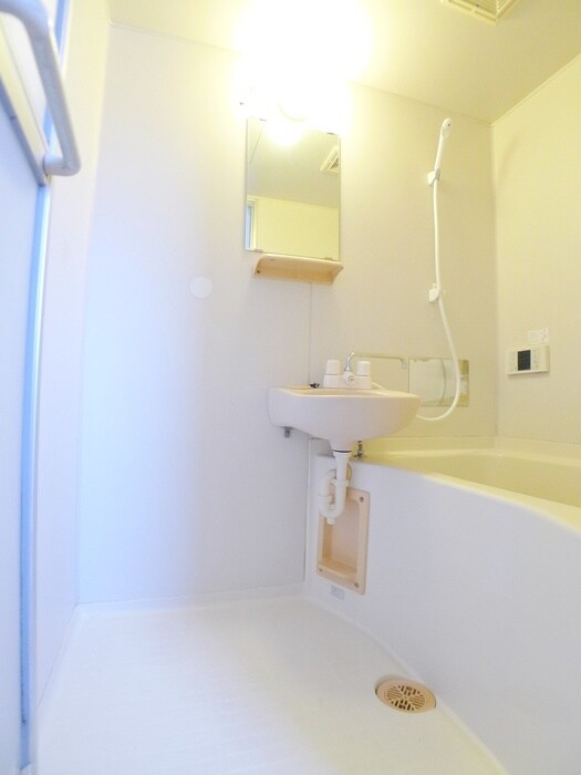 物件内観写真11　(バス／シャワールーム等)