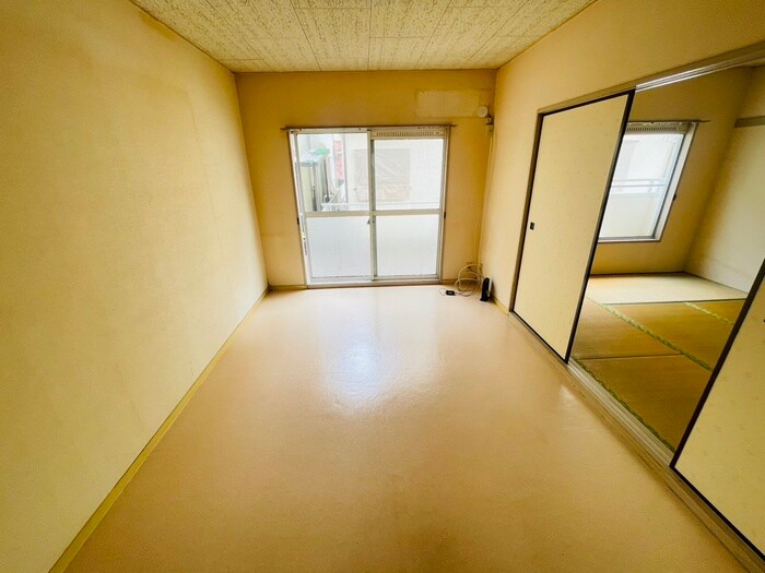 物件内観写真8　(居室)