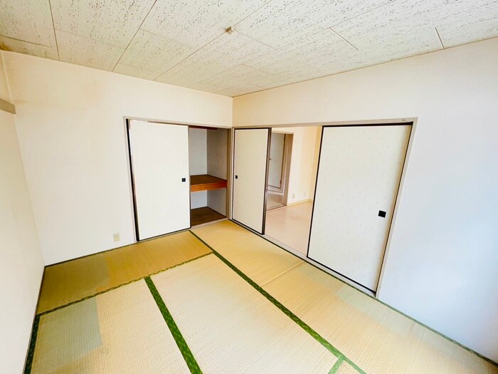 物件内観写真11　(居室)