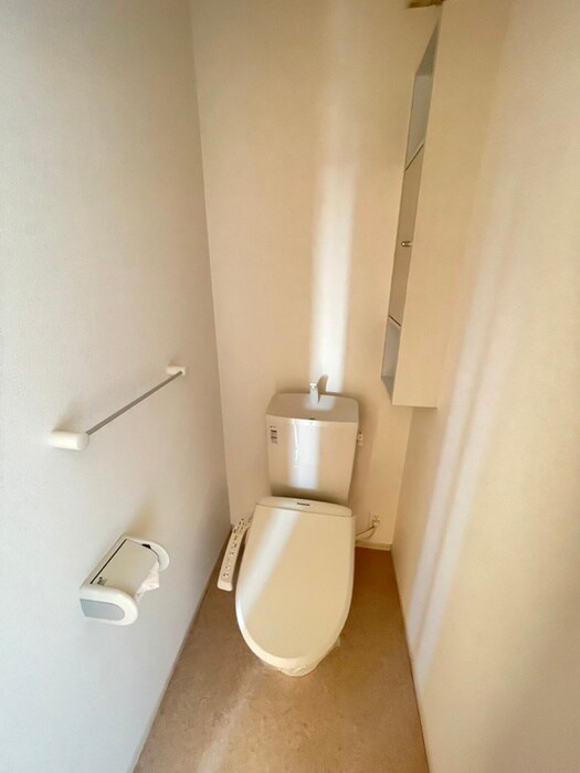 物件内観写真13　(トイレ)