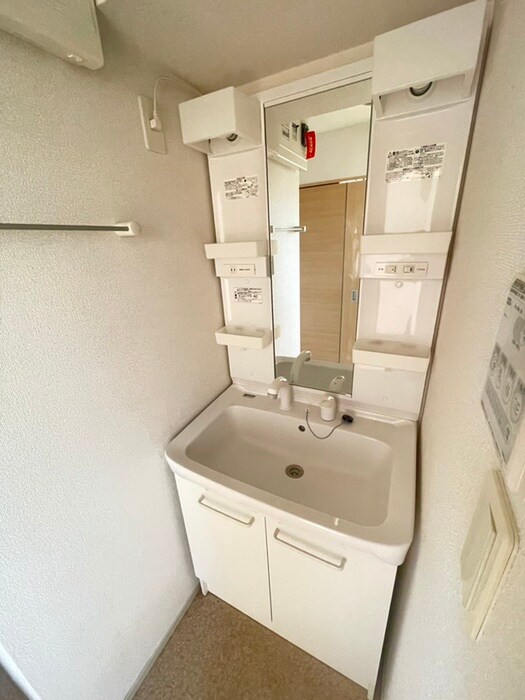 物件内観写真14　(洗面)