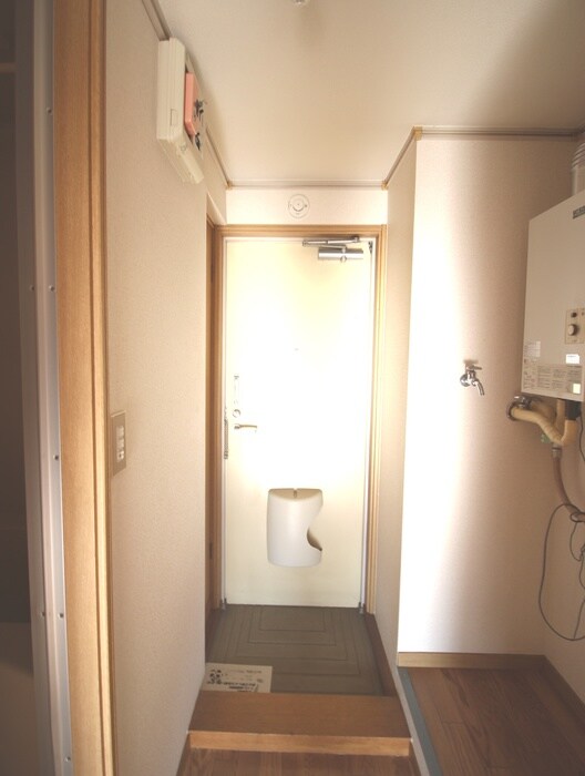 コーポリカ　３の玄関