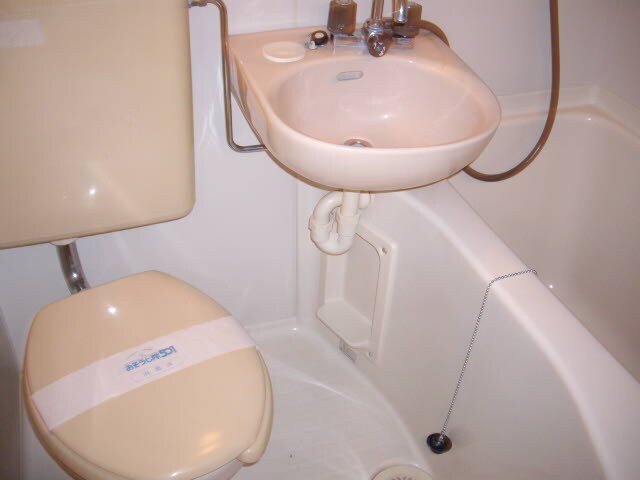 物件内観写真16　(トイレ)