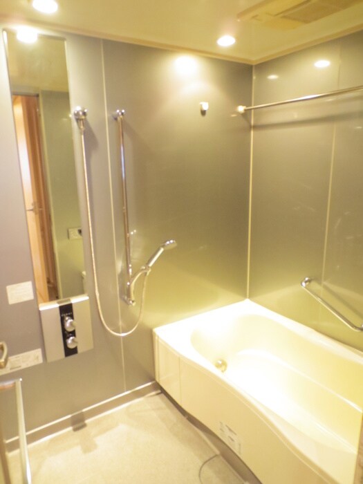 物件内観写真13　(バス／シャワールーム等)
