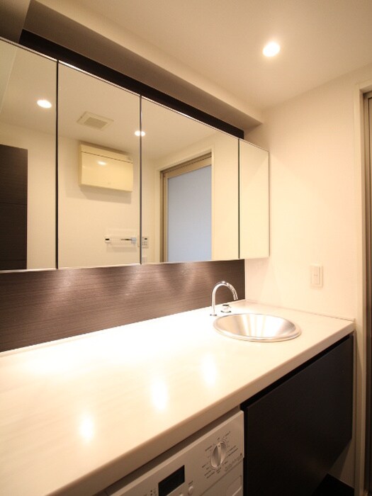 物件内観写真13　(洗面)