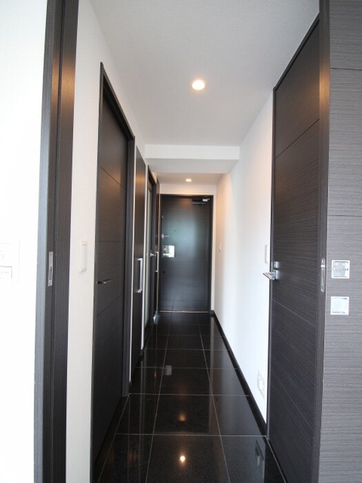 物件内観写真15　(廊下)