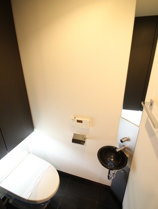 物件内観写真15　(トイレ)