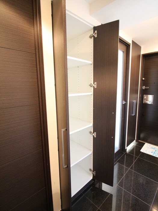 物件内観写真17　(収納)