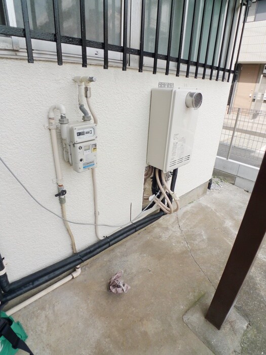 物件内観写真11　(洗濯機置場)