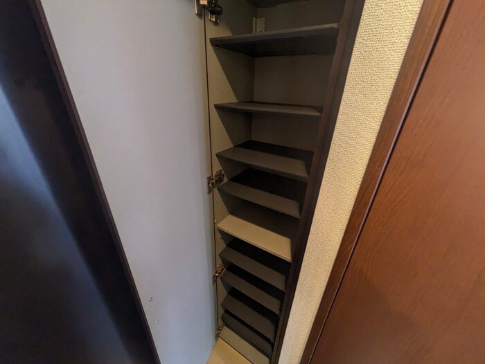 物件内観写真7　(靴箱)