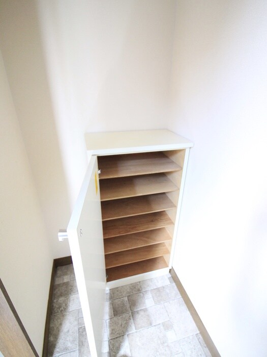 物件内観写真17　(靴箱)