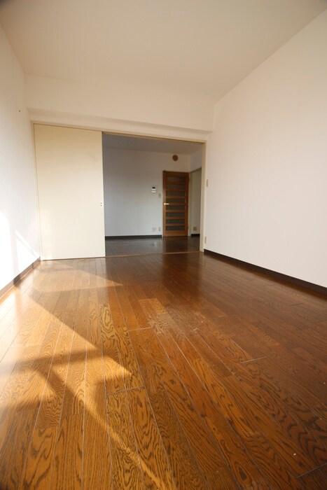 物件内観写真16　(居室)