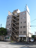 ホエールマンション(201)